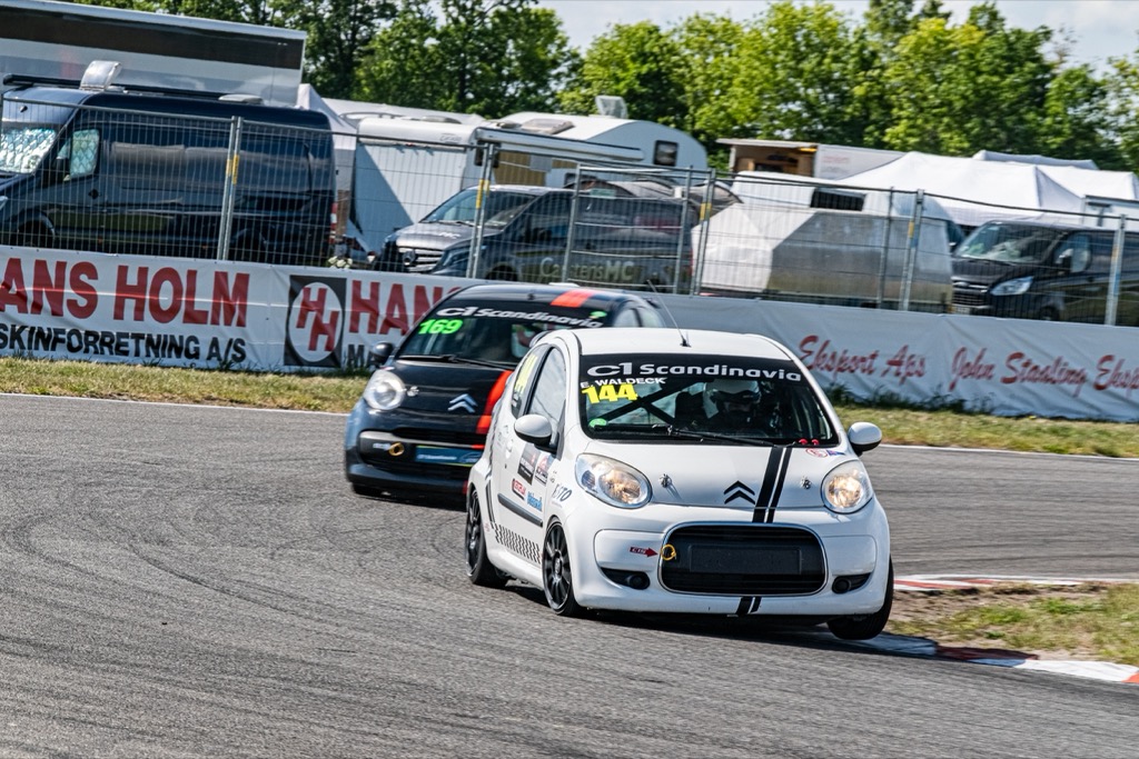 Ikke hurtigt - men tæt og underholdende
(Foto: Grippo Motorsport PR)